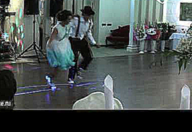 Best First Dance EVER! Lindy hop on wedding!