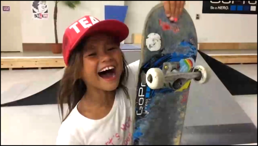 8-летняя японская скейтбордистка