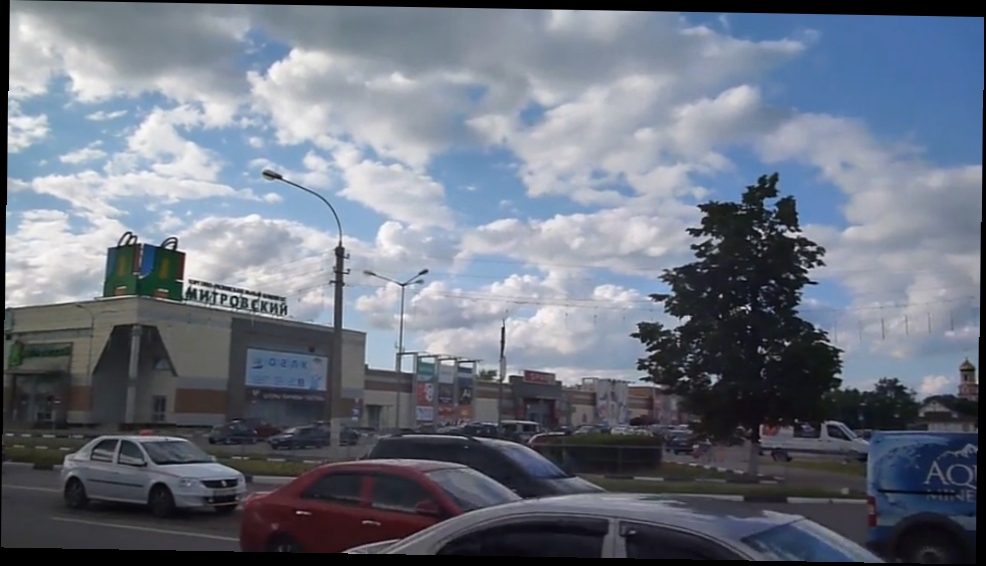 Облака в Дмитрове Красивые клумбы и Воздушные шары в небе 16 06 2015