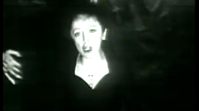 Видеоклип Edith Piaf - Non Je Ne Regrette Rien (живое исполнение)