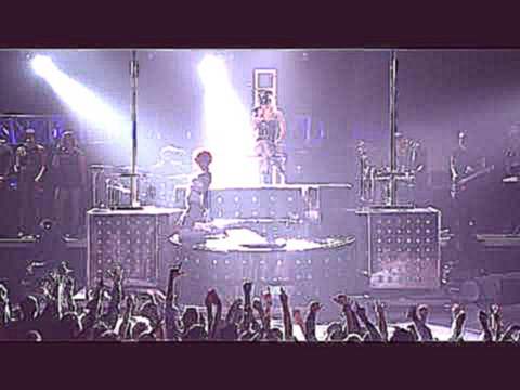 Видеоклип Rihanna Feat Britney Spears - S&M Live BillBoard 2011 HD 720P