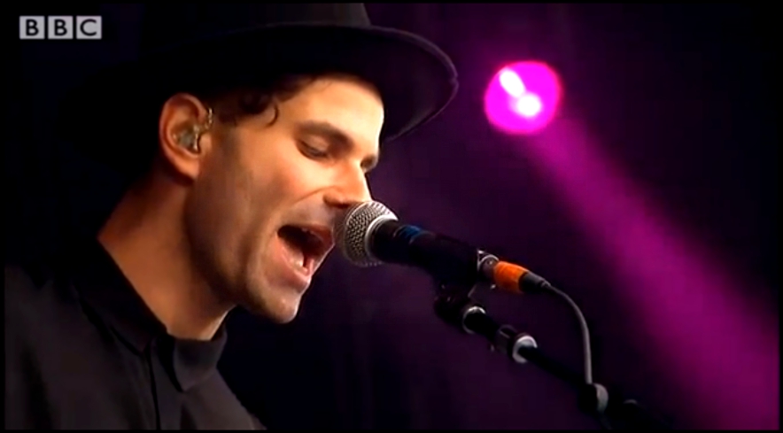 Видеоклип Foster The People - Best Friend @ Glastonbury 2014