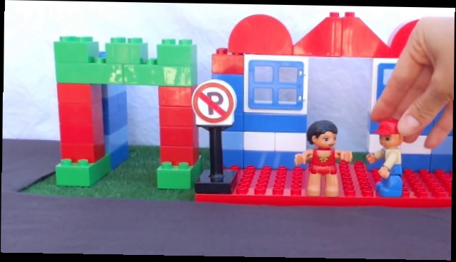 ✿ Мультик про машинки Лего - Эвакуируем машину на штраф стоянку за неправильную парковку