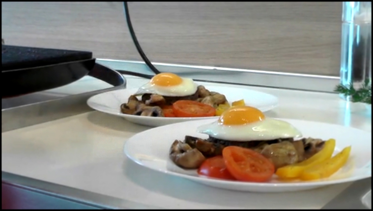 Бифштекс с яйцом на электро гриле видео рецепт 