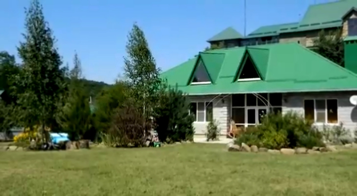 Продается дом у реки для проживания и бизнеса в ст Убинской Северского района Краснодарского края