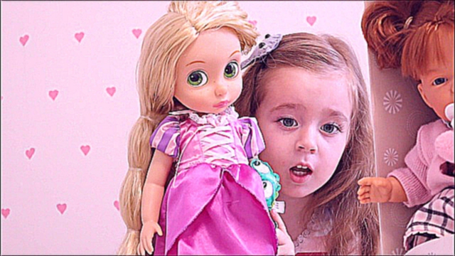 Видеоклип Рапунцель Disney Паула (Paola Reina) Unpacking gifts Disney Princess видео куклы 