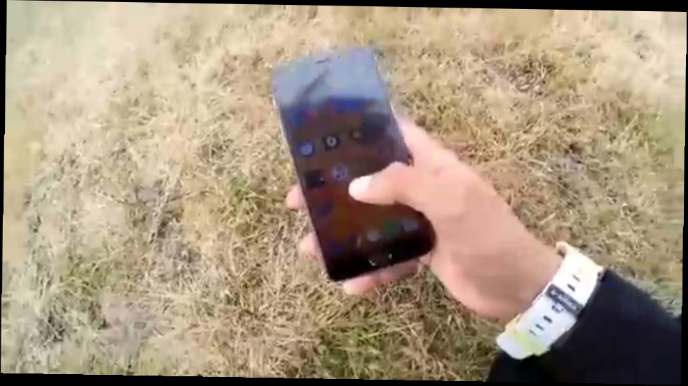  OnePlus 3 протестировали, выбросив его из летящего самолета