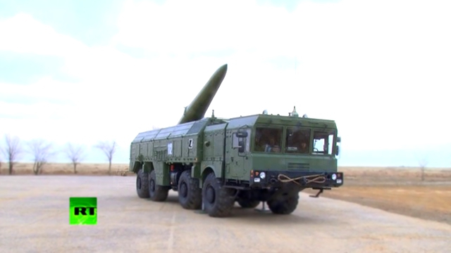 Видеоклип В сухопутные войска поступил четвертый бригадный комплект ракетного комплекса Искандер-М[вооружения]