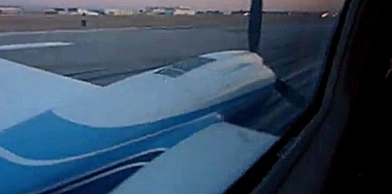 Видеоклип Аварийная посадка самолета Cessna 404 Titan (вид из салона)