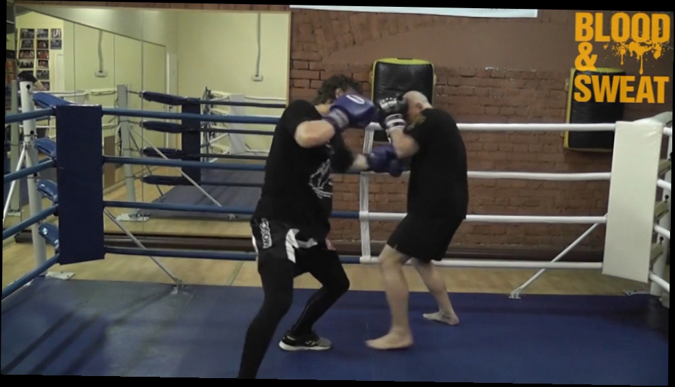 Видеоклип Бокс. Как избежать клинча. Boxing. How to avoid clinch.